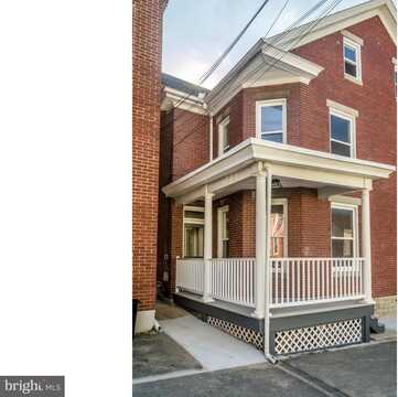 43 POTOMAC ST N, WAYNESBORO, PA 17268