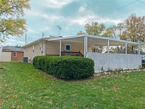 805 Parr St., Wentzville, MO 63385