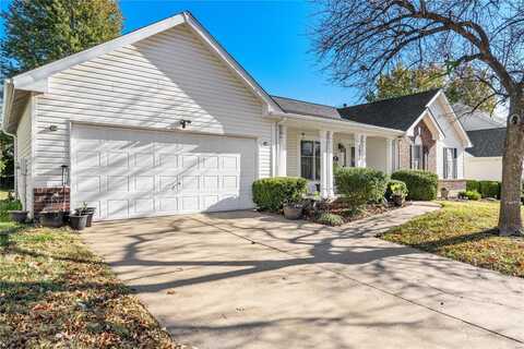 3924 Secretariat Drive, Florissant, MO 63034