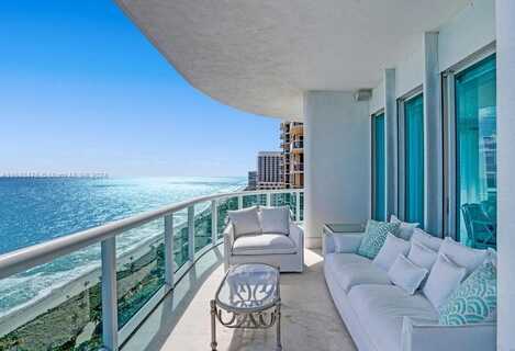 10101 Collins Ave, Bal Harbour, FL 33154