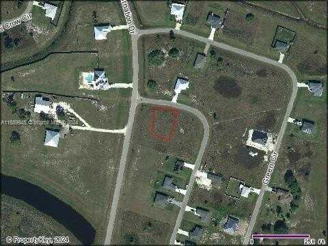 9059 Green Cir, Labelle, FL 33935