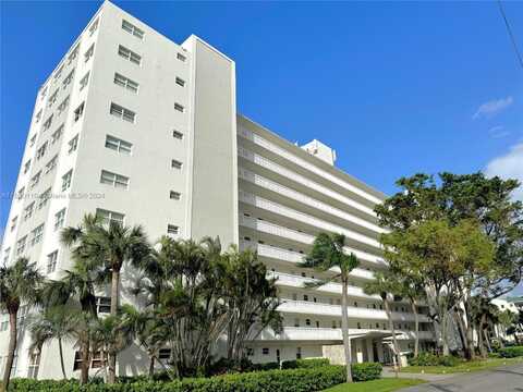 2555 NE 11th St, Fort Lauderdale, FL 33304