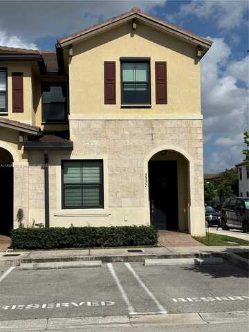 3337 W 105th Ter, Hialeah, FL 33018