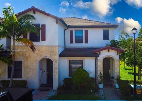 10587 W 33rd Ct, Hialeah, FL 33018