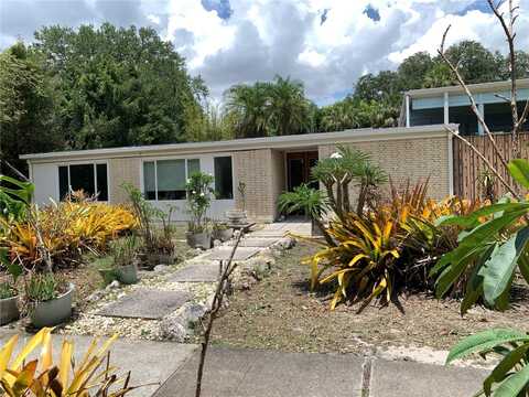 3301 W CORONA STREET, TAMPA, FL 33629