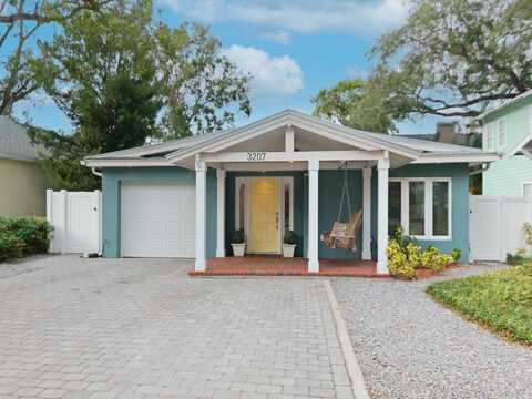 3207 W VILLA ROSA STREET, TAMPA, FL 33611