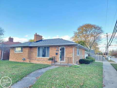 21833 Edgewood, Saint Clair Shores, MI 48080