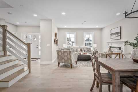 75 Owl's Nest Road, Portland, ME 04102