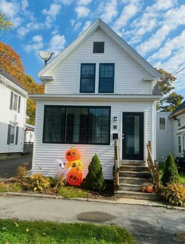 14 7th Street, Bangor, ME 04401