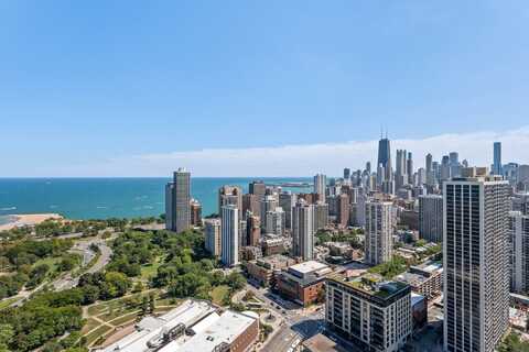 1660 N LASALLE Street, Chicago, IL 60614