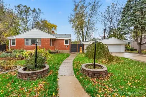 200 W HAWLEY Street, Mundelein, IL 60060