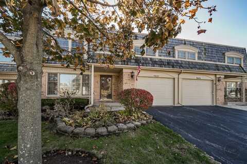 19w047 Avenue Normandy S, Oak Brook, IL 60523