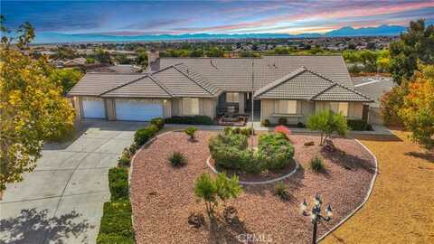 13960 Shoshonee Court, Apple Valley, CA 92307