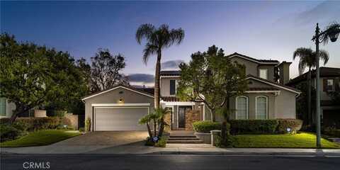 8215 E Bailey Way, Anaheim Hills, CA 92808