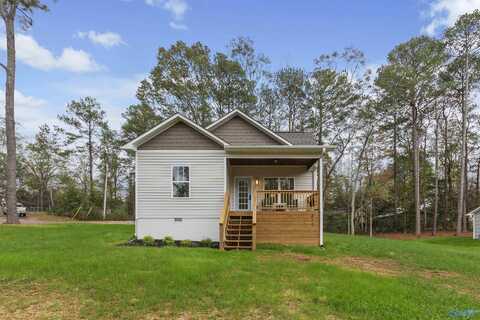 312 4th Place NE, Arab, AL 35016