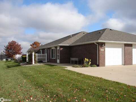 1805 E Ravenwood Ln., Mount Pleasant, IA 52641