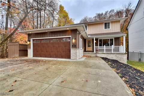 4871 Geraldine Road, Richmond Heights, OH 44143