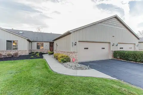 1479 Tripodi Circle, Niles, OH 44446