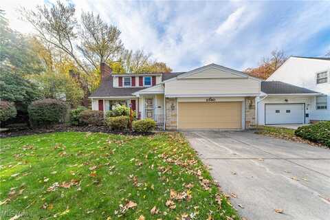 2540 Newbury Drive, Cleveland Heights, OH 44118