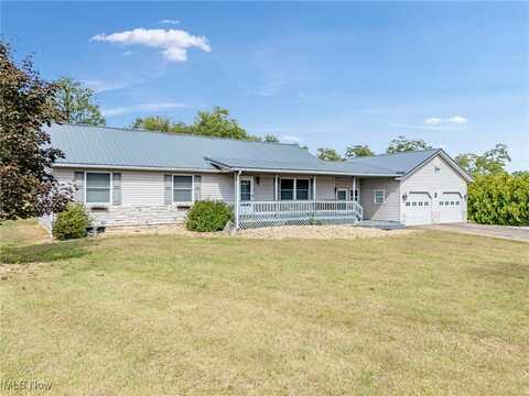 31 Apple Valley Boulevard, Howard, OH 43028