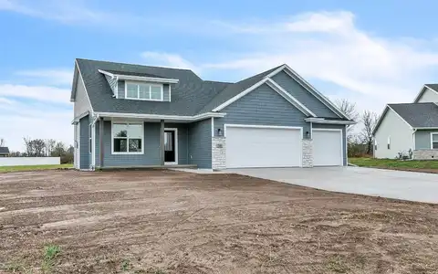 715 Moon Beam Lane, Manitowoc, WI 54220