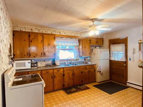 59 12th Street, Berlin, NH 03570