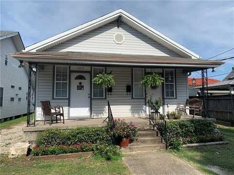 5713 ROSEMARY Place, New Orleans, LA 70124