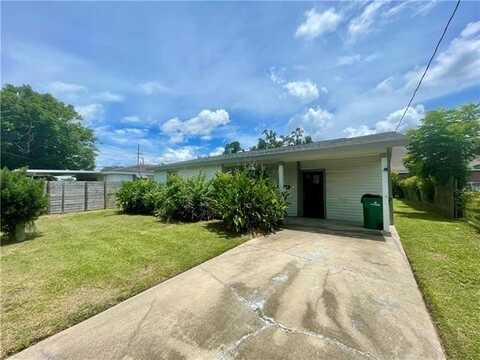 31 HELIS Drive, Westwego, LA 70094