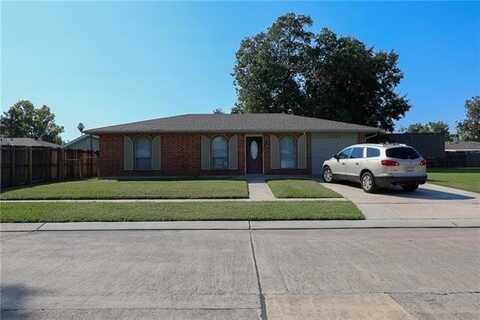 2404 KINGBIRD Drive, Saint Bernard, LA 70085