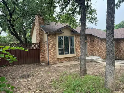 4300 Hidden Creek Drive, Arlington, TX 76016