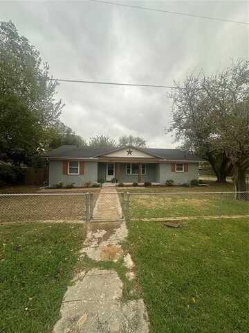 400 Sherman Street, Tioga, TX 76271