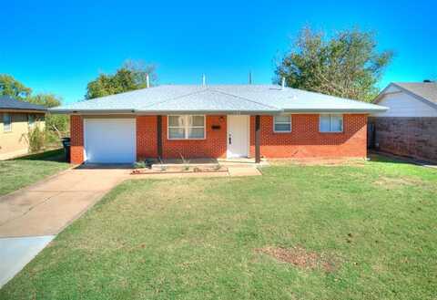 720 N Dallas Avenue, Moore, OK 73160