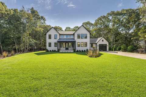 106 Talmage Farm Lane, East Hampton, NY 11937