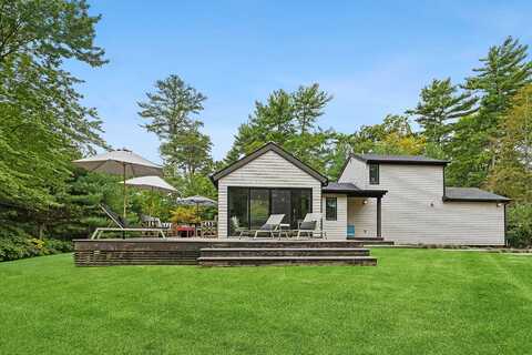 761 Route 114, Sag Harbor, NY 11963