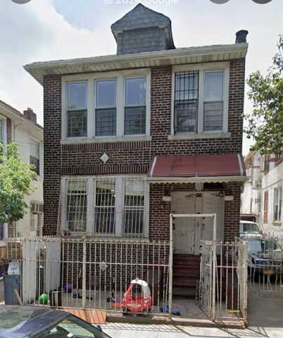 914 45th, Brooklyn, NY 11219