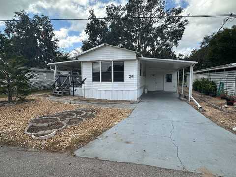 24 Holly Drive, Tavares, FL 32778