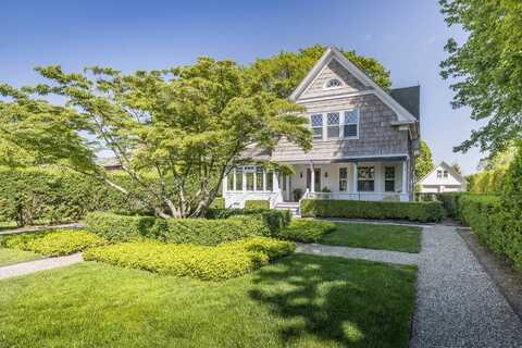 196 Maple Lane, Bridgehampton, NY 11932