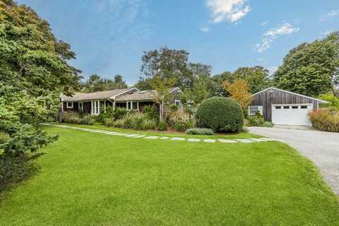 14 Sunset Road, Sag Harbor, NY 11963