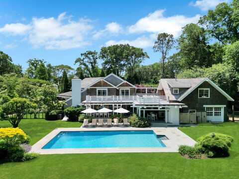 30 East Hollow Road, East Hampton, NY 11937