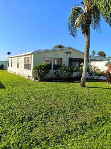 15 Bimini Ct, Sebastian, FL 32958