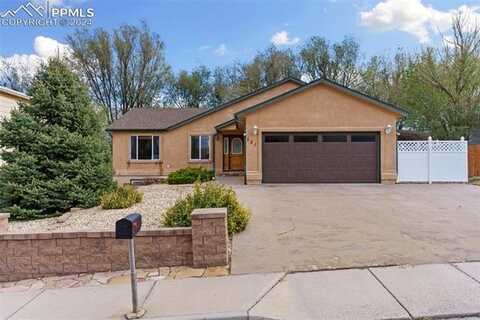 521 Autumn Place, Fountain, CO 80817