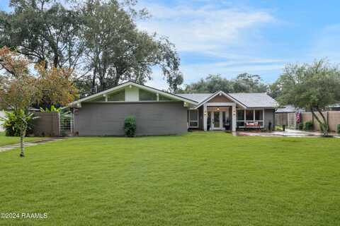 506 Loreauville Road, New Iberia, LA 70563