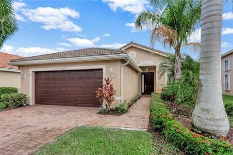 2045 Grey Falcon Circle SW, Vero Beach, FL 32962