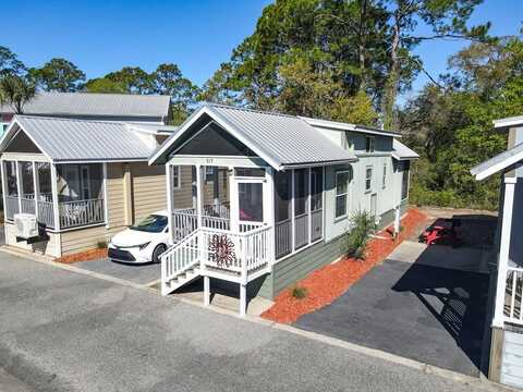 819 Haven Ct, Carrabelle, FL 32322