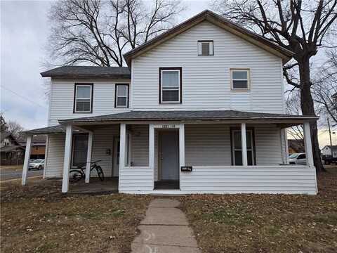 1221 1/2 7th Street E, Menomonie, WI 54751