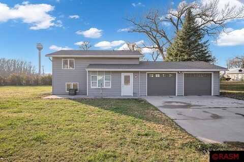 405 Sparks Dr, Granada, MN 56039