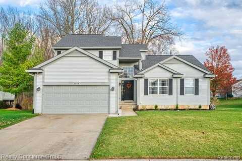 2364 LORRAINA Lane, Hartland, MI 48353