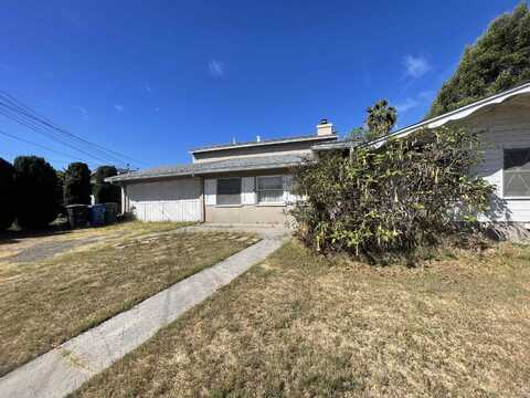 532 Parkbrook St, Spring Valley, CA 91977