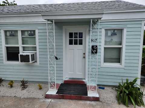 407 2nd Avenue S, Lake Worth, FL 33460