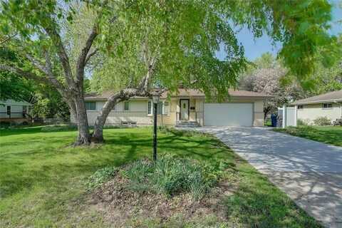 3376 Scott Avenue N, Golden Valley, MN 55422